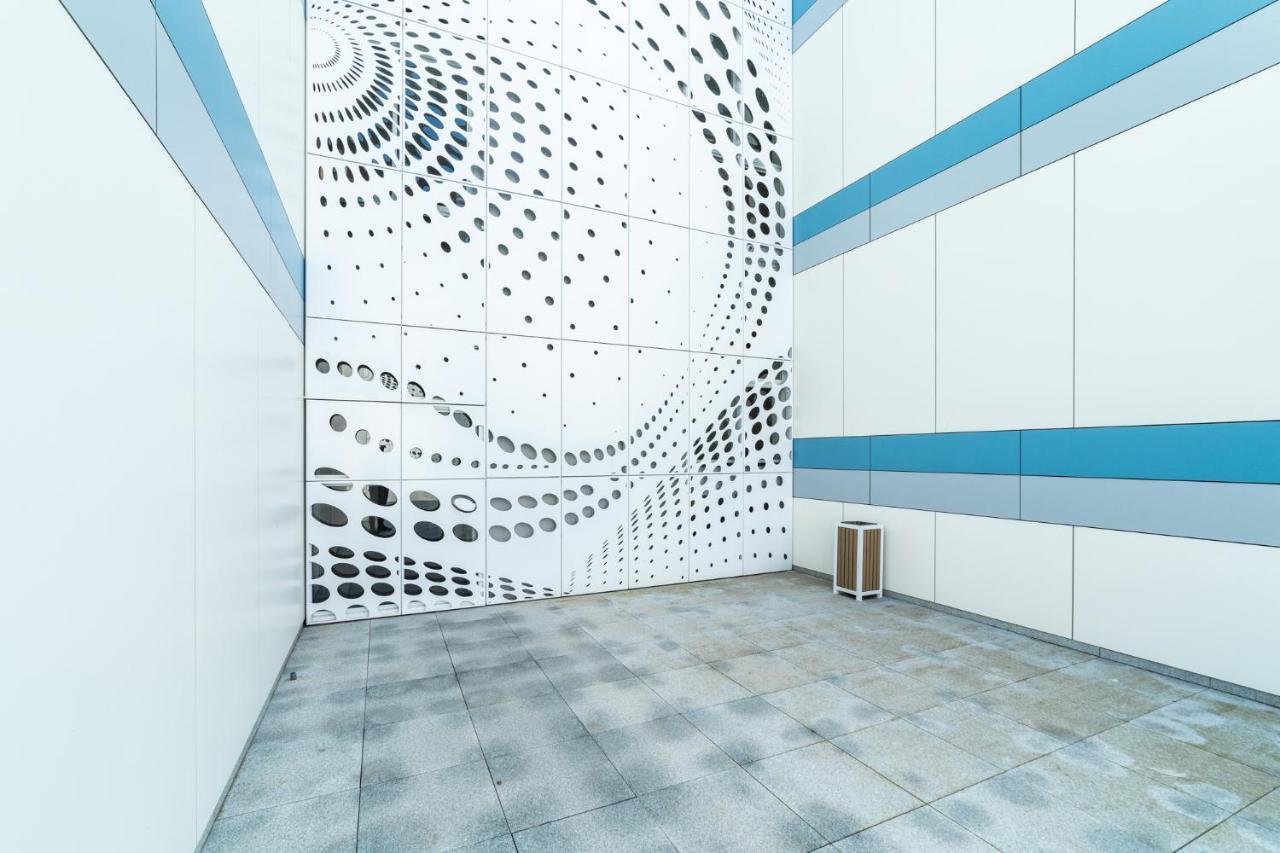 White Deluxe With Terrace By Oneapartments Apartament *